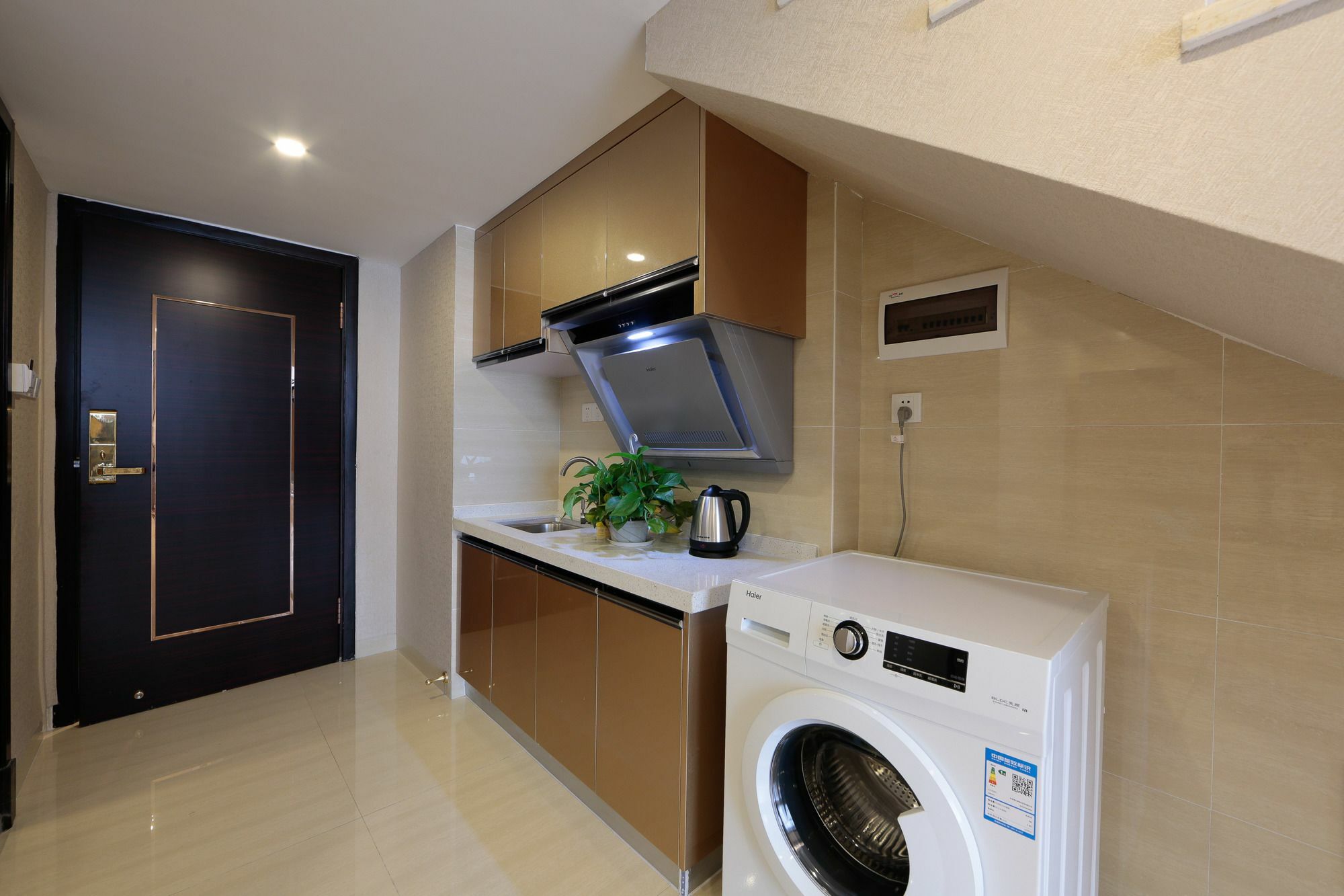 Waifiden Duplex Hotel Apartment Zhongyong Jinyu Branch-Free Shuttle Bus During The Canton Fair Экстерьер фото
