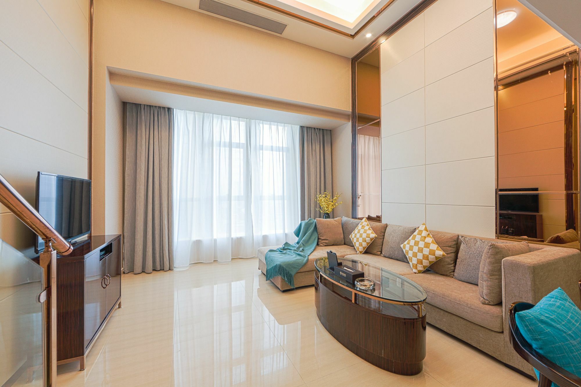 Waifiden Duplex Hotel Apartment Zhongyong Jinyu Branch-Free Shuttle Bus During The Canton Fair Экстерьер фото
